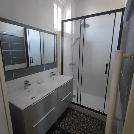 Les Embruns Apartment